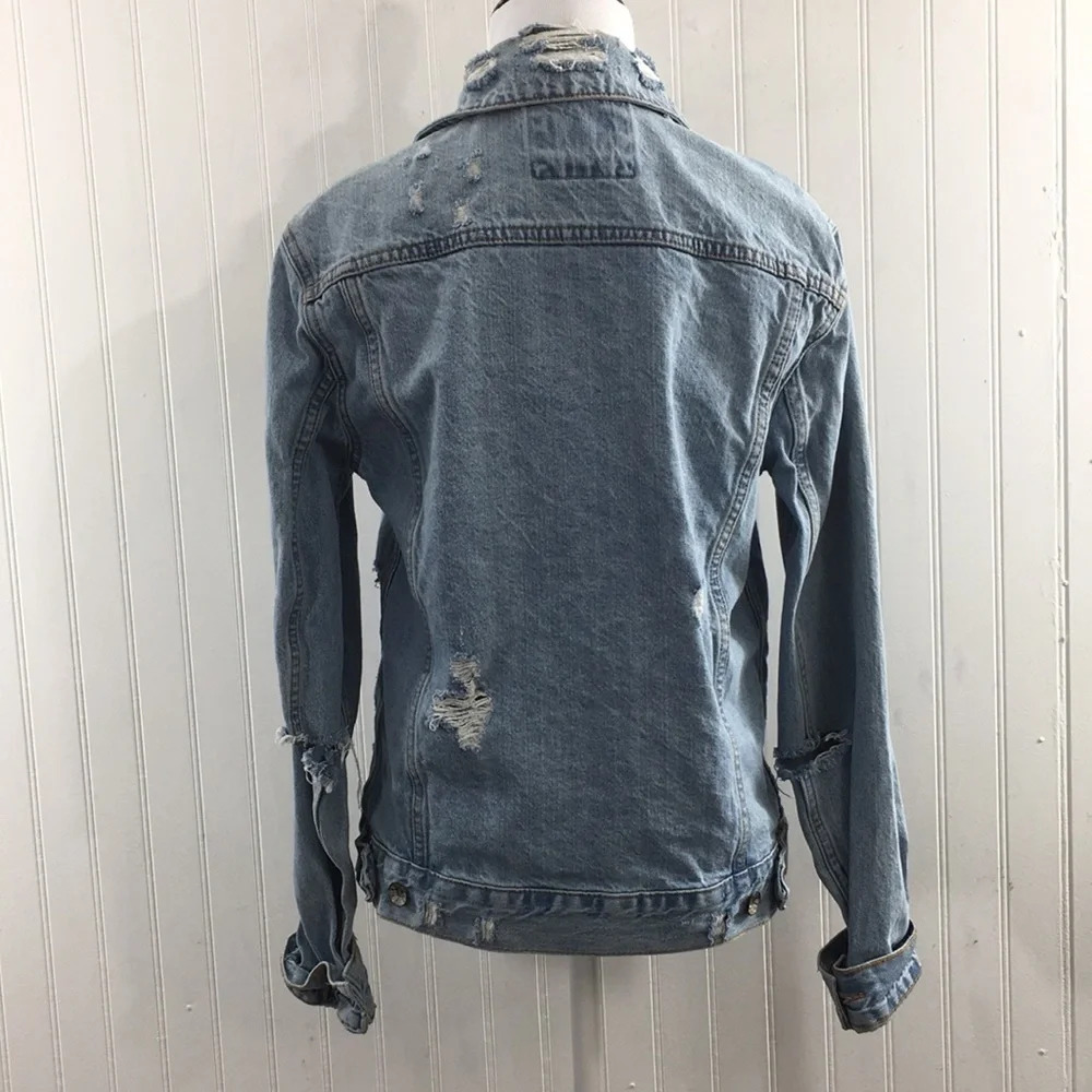 BDG Jean Jacket Womens XS Button Front Light Wash Cotton Distressed Denim - Picture 3 of 11